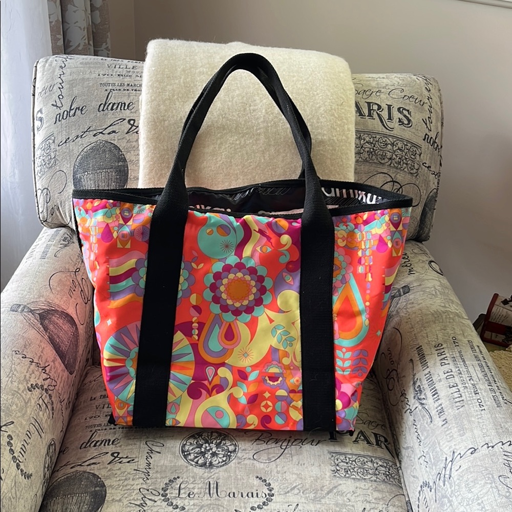 Amica extra large Women’s Colorful Floral Print Tote Bag with Black Handles